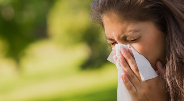 How to Use a Steamer to Keep From Sneezing This Spring